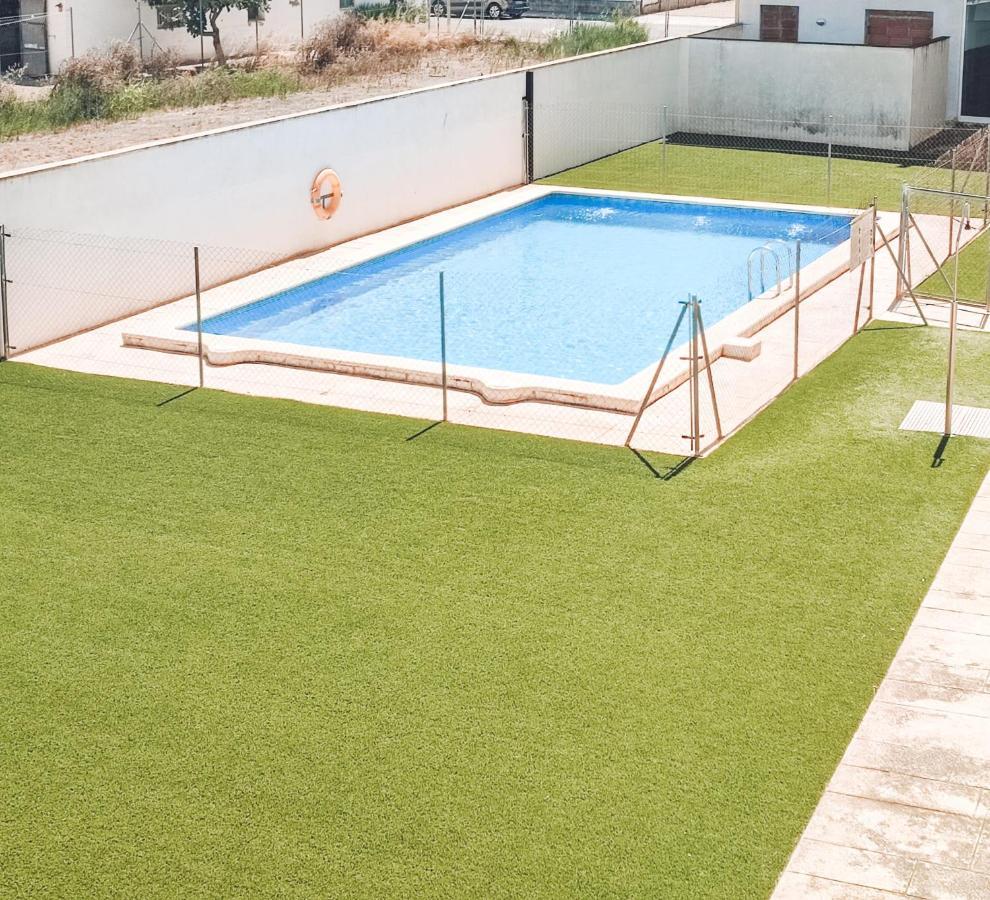 Nina'S Blue Pool & Beach Deltebre Exterior photo